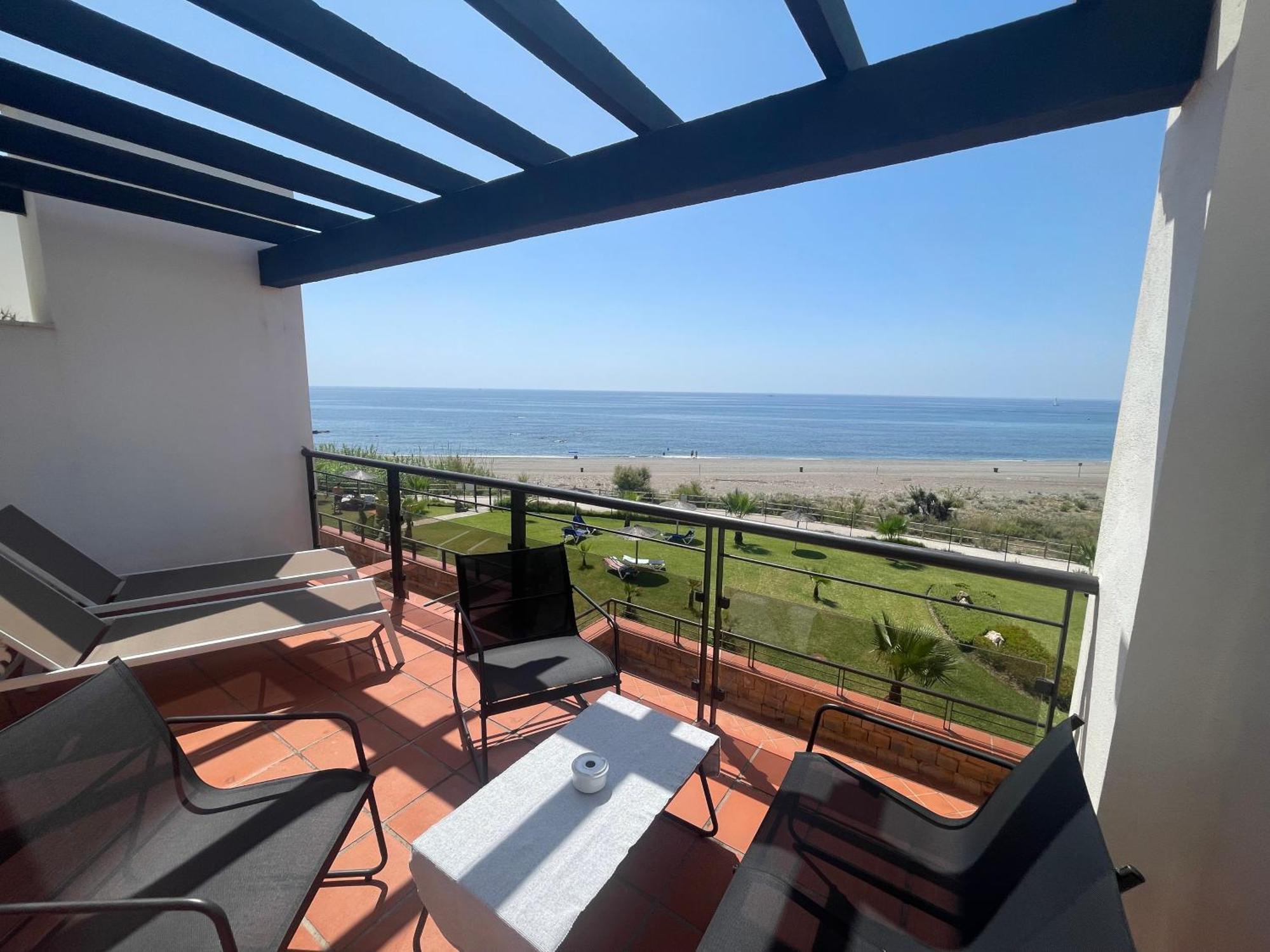 Luxury Casares Del Mar Dp7 Apartment Exterior photo